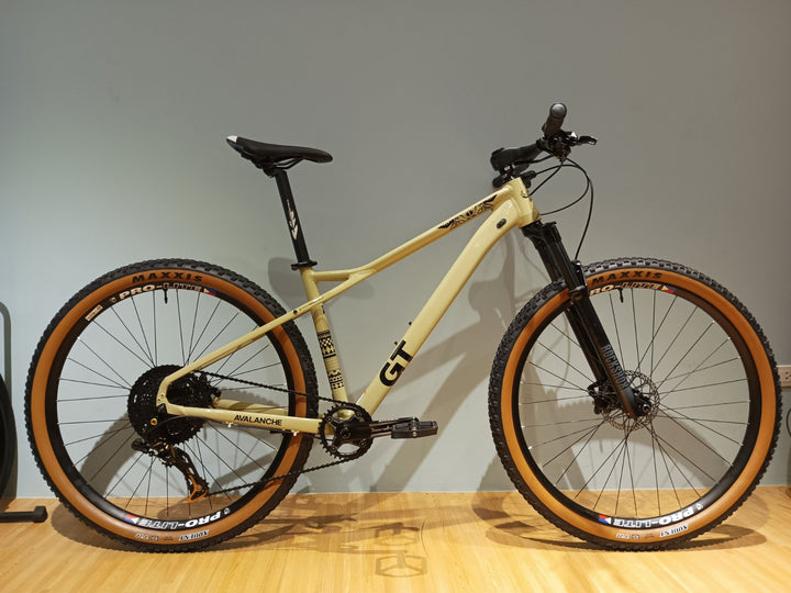 AVALANCHE NATIN FRAMESET