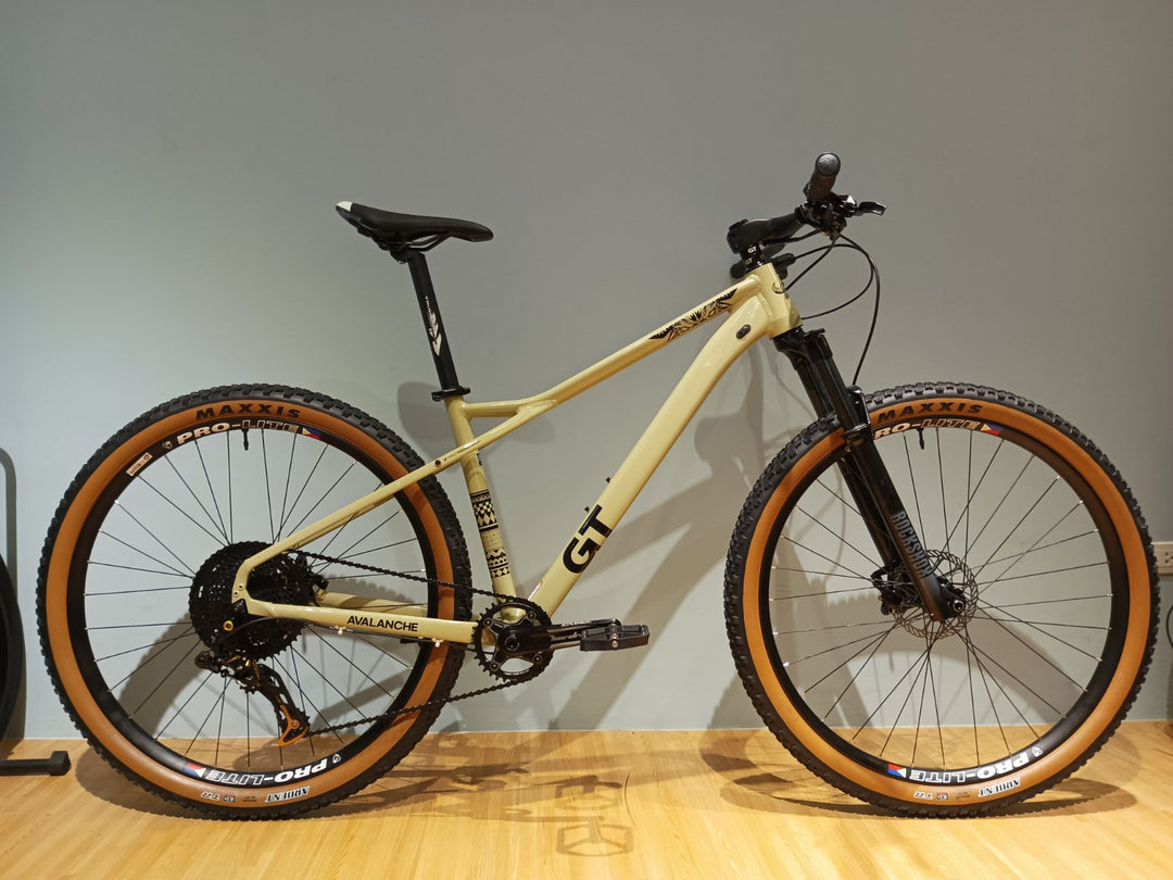 Avalanche Natin Gt Avalanche M Hot Gt Avalanche Yellow Outlet Online